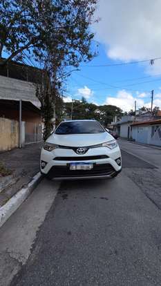 TOYOTA-RAV4-2017