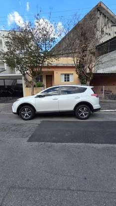 TOYOTA-RAV4-2017