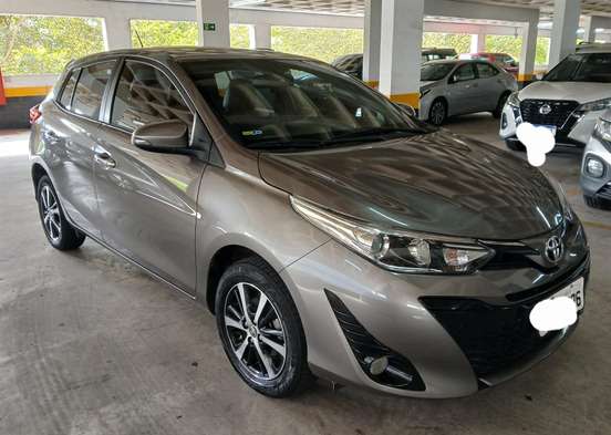 TOYOTA-YARIS-2019