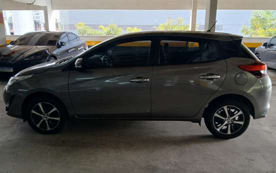TOYOTA-YARIS-2019