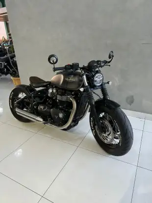 TRIUMPH-BONNEVILLE BOBBER 1200 TRIUMPH-BONNEVILLE BOBBER 1200-2023