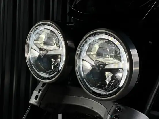 TRIUMPH-ROCKET III R TRIUMPH-ROCKET III R-2020