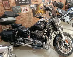 TRIUMPH THUNDERBIRD COMMANDER ABS TRIUMPH THUNDERBIRD COMMANDER ABS