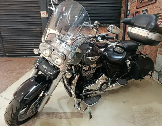 TRIUMPH-THUNDERBIRD COMMANDER ABS-2014
