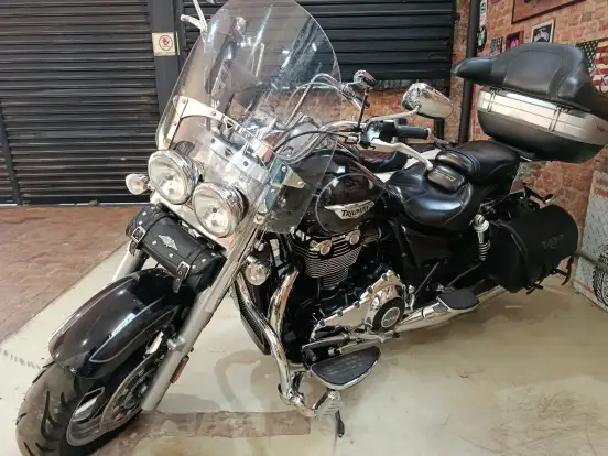 TRIUMPH-THUNDERBIRD COMMANDER ABS TRIUMPH-THUNDERBIRD COMMANDER ABS-2014