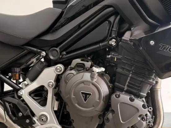 TRIUMPH-TIGER 1200 RALLY BLACK EDITION TRIUMPH-TIGER 1200 RALLY BLACK EDITION-2025