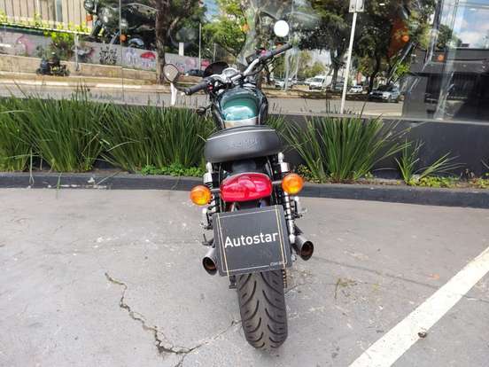 TRIUMPH-BONNEVILLE T100 900-2023
