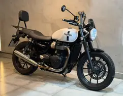 TRIUMPH STREET TWIN TRIUMPH STREET TWIN