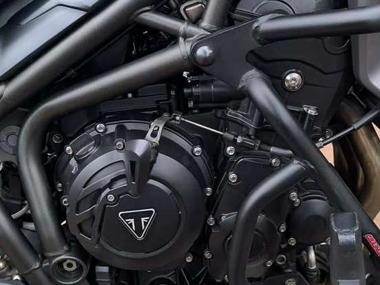 TRIUMPH-TIGER 800 XCA TRIUMPH-TIGER 800 XCA-2015