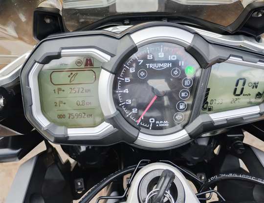 TRIUMPH-TIGER EXPLORER XR-2016