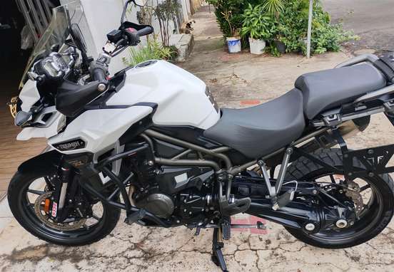 TRIUMPH-TIGER EXPLORER XR-2016