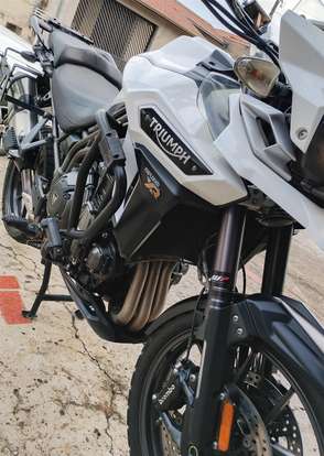 TRIUMPH-TIGER EXPLORER XR-2016