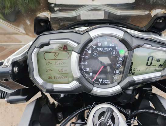 TRIUMPH-TIGER EXPLORER XR-2016