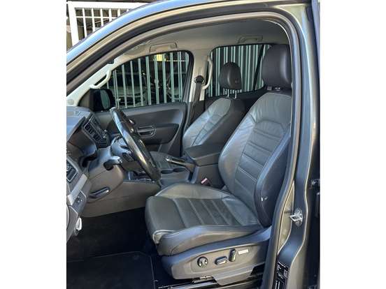 VOLKSWAGEN-AMAROK-3.0 V6 TDI DIESEL HIGHLINE CD 4MOTION AUTOMÁTICO VOLKSWAGEN-AMAROK-2019