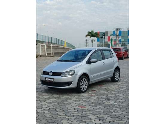 VOLKSWAGEN-FOX-2013