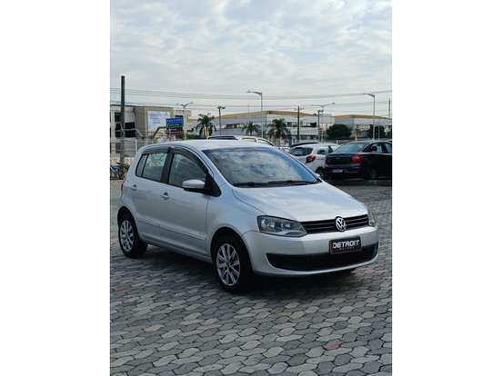 VOLKSWAGEN-FOX-2013