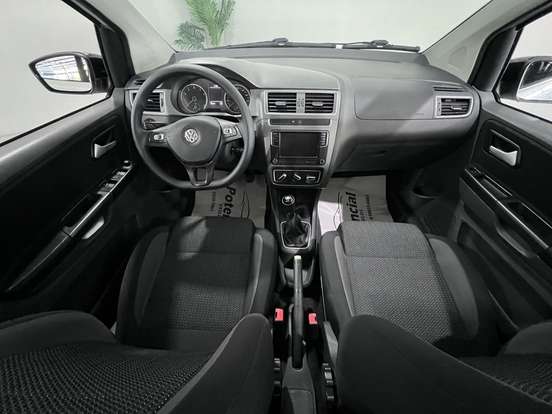 VOLKSWAGEN-FOX-1.6 MSI TOTAL FLEX CONNECT 4P MANUAL VOLKSWAGEN-FOX-2019