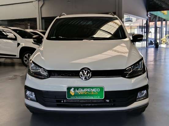 VOLKSWAGEN-FOX-2018