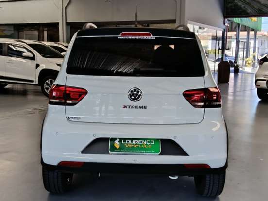VOLKSWAGEN-FOX-2018
