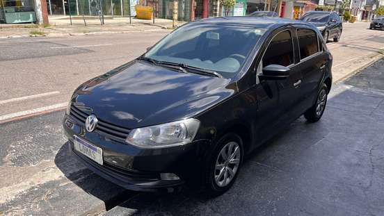 VOLKSWAGEN-GOL-2015