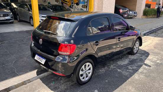 VOLKSWAGEN-GOL-2015