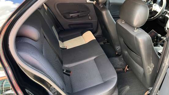 VOLKSWAGEN-GOL-2015