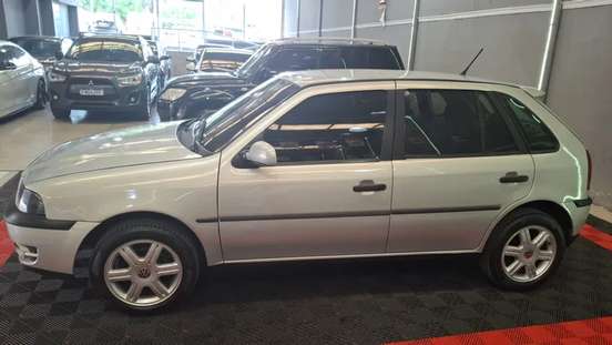 VOLKSWAGEN-GOL-2004