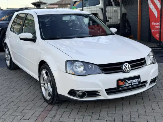 VOLKSWAGEN-GOLF-2013