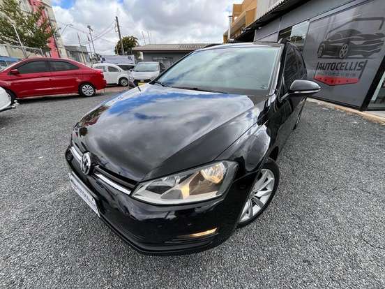 VOLKSWAGEN-GOLF-2015