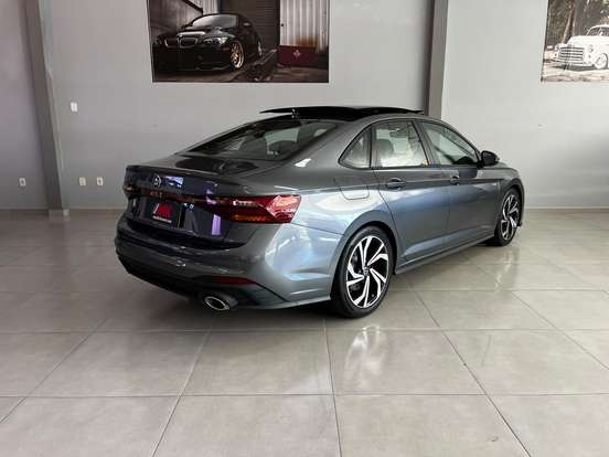 VOLKSWAGEN-JETTA-2025