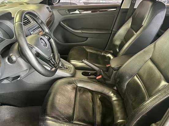 VOLKSWAGEN-JETTA-2.0 COMFORTLINE FLEX 4P TIPTRONIC VOLKSWAGEN-JETTA-2014