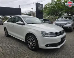 VOLKSWAGEN JETTA 2.0 TSI HIGHLINE 211CV GASOLINA 4P TIPTRONIC VOLKSWAGEN JETTA 2.0 TSI HIGHLINE 211CV GASOLINA 4P TIPTRONIC