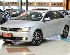 VOLKSWAGEN JETTA 2.0 TSI HIGHLINE 211CV GASOLINA 4P TIPTRONIC VOLKSWAGEN JETTA 2.0 TSI HIGHLINE 211CV GASOLINA 4P TIPTRONIC