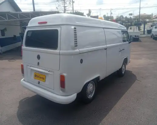 VOLKSWAGEN-KOMBI-2013