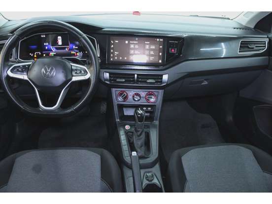 VOLKSWAGEN-POLO-2024