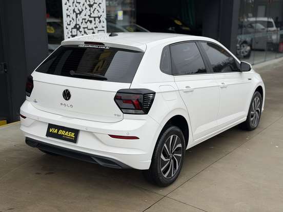 VOLKSWAGEN-POLO-1.0 170 TSI HIGHLINE AUTOMÁTICO VOLKSWAGEN-POLO-2024