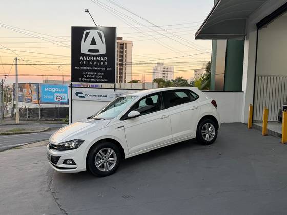 VOLKSWAGEN POLO 1.0 200 TSI COMFORTLINE AUTOMÁTICO