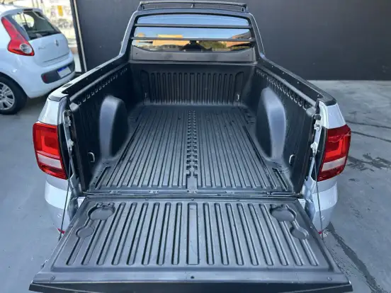 VOLKSWAGEN-SAVEIRO-2021