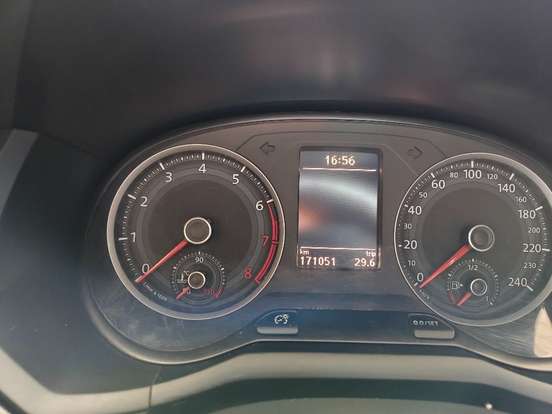VOLKSWAGEN-SAVEIRO-2017