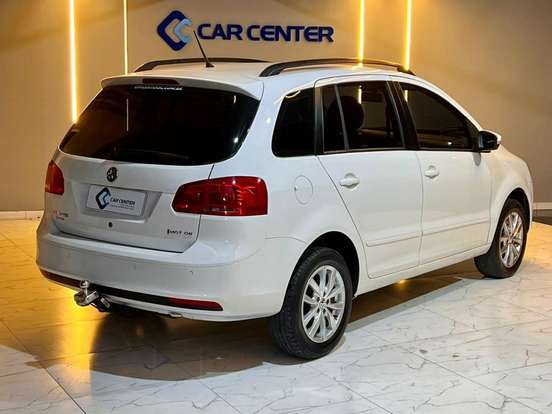 VOLKSWAGEN-SPACEFOX-2014