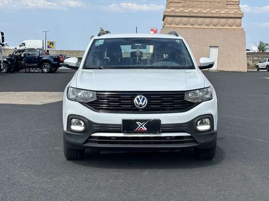 VOLKSWAGEN-T-CROSS-1.0 200 TSI TOTAL FLEX AUTOMÁTICO VOLKSWAGEN-T-CROSS-2019
