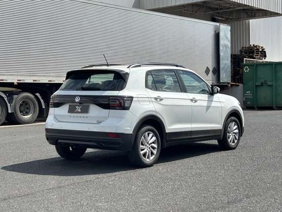VOLKSWAGEN-T-CROSS-1.0 200 TSI TOTAL FLEX AUTOMÁTICO VOLKSWAGEN-T-CROSS-2019