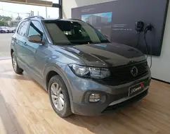 VOLKSWAGEN T-CROSS 1.0 200 TSI TOTAL FLEX AUTOMÁTICO VOLKSWAGEN T-CROSS 1.0 200 TSI TOTAL FLEX AUTOMÁTICO