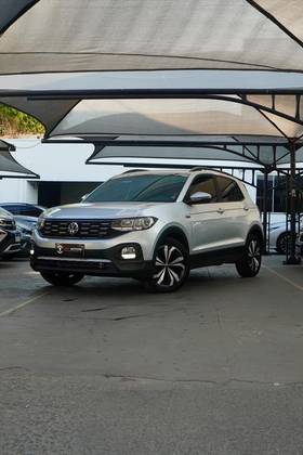 VOLKSWAGEN T-CROSS 1.0 200 TSI TOTAL FLEX COMFORTLINE AUTOMÁTICO