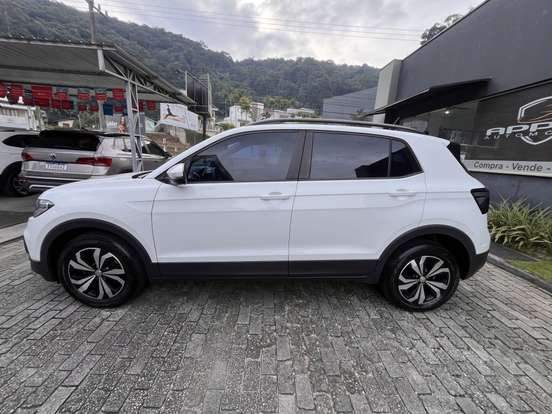 VOLKSWAGEN-T-CROSS-2022