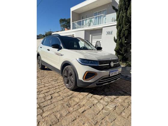 VOLKSWAGEN T-CROSS 1.4 250 TSI TOTAL FLEX EXTREME AUTOMÁTICO