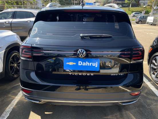 VOLKSWAGEN-T-CROSS-2023