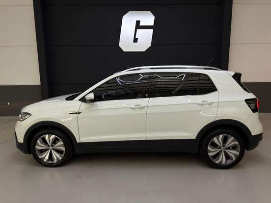 VOLKSWAGEN-T-CROSS-2019