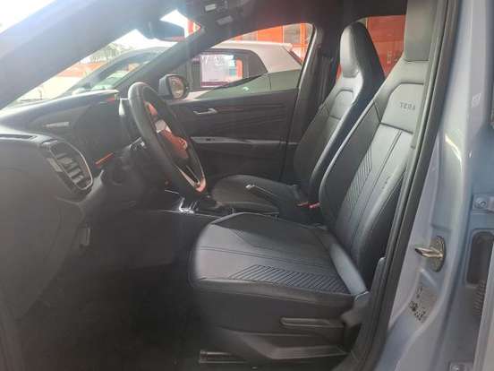 VOLKSWAGEN-TERA-1.0 170 TSI HIGH AUTOMÁTICO VOLKSWAGEN-TERA-2025