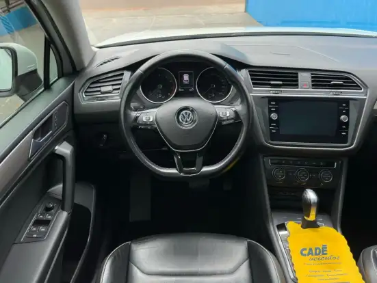 VOLKSWAGEN-TIGUAN-2019